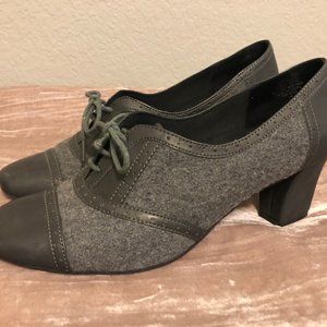 Gray wool Mary Janes